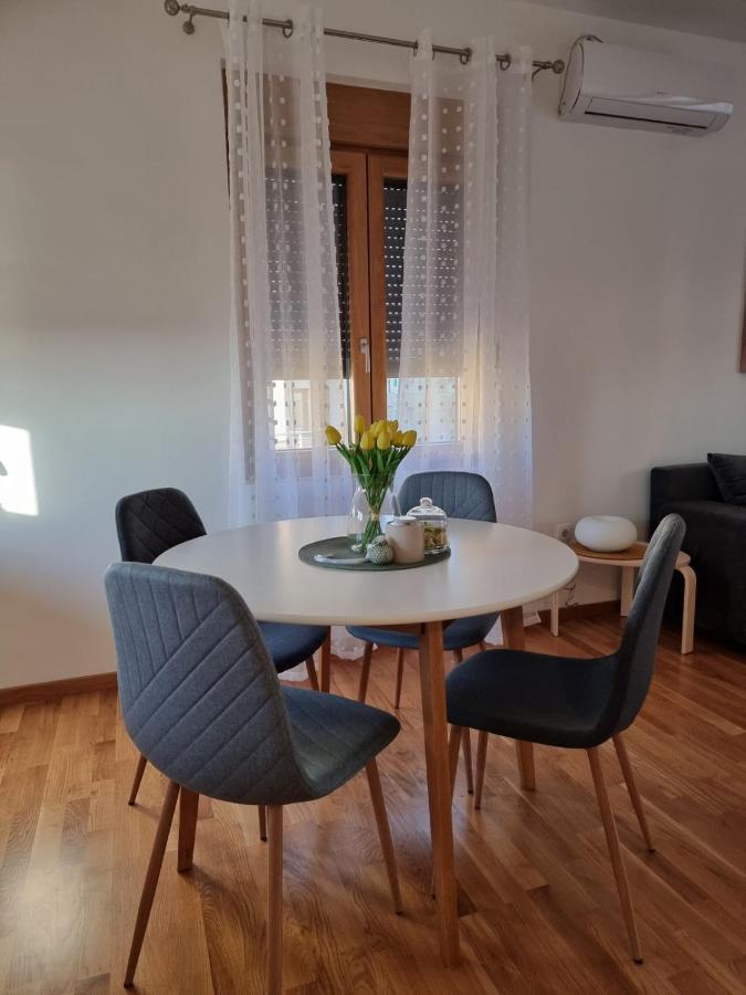 As Apartman 2 Vrsac Exterior foto